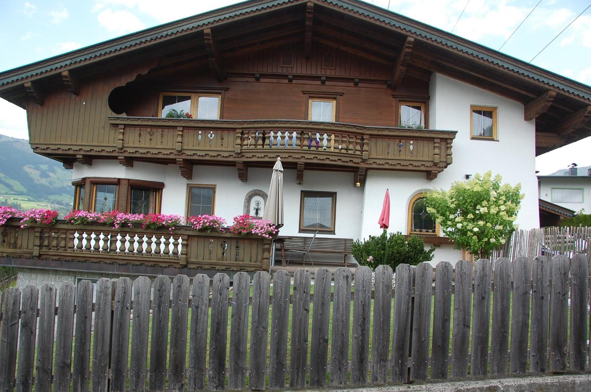 Haus Hart Im Zillertal 6 Personen Villa Luaran gambar