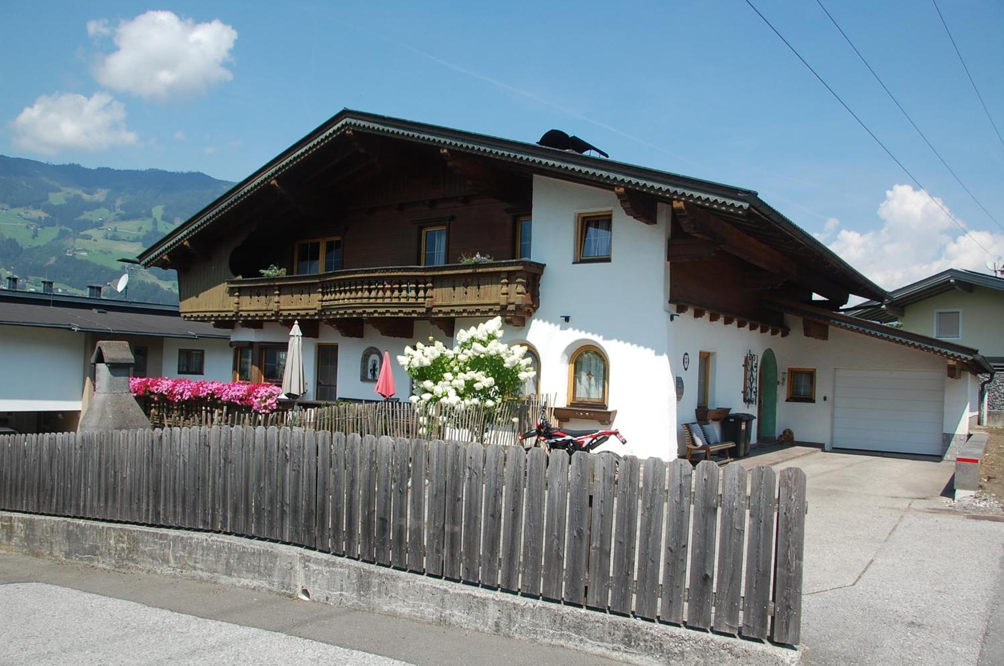 Haus Hart Im Zillertal 6 Personen Villa Luaran gambar