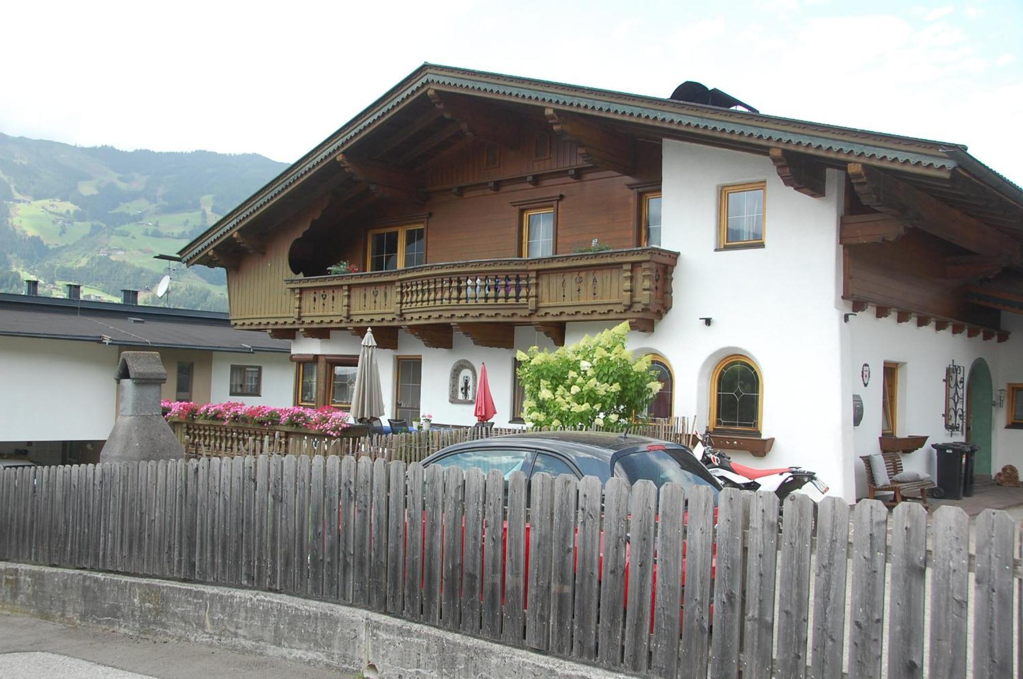 Haus Hart Im Zillertal 6 Personen Villa Luaran gambar